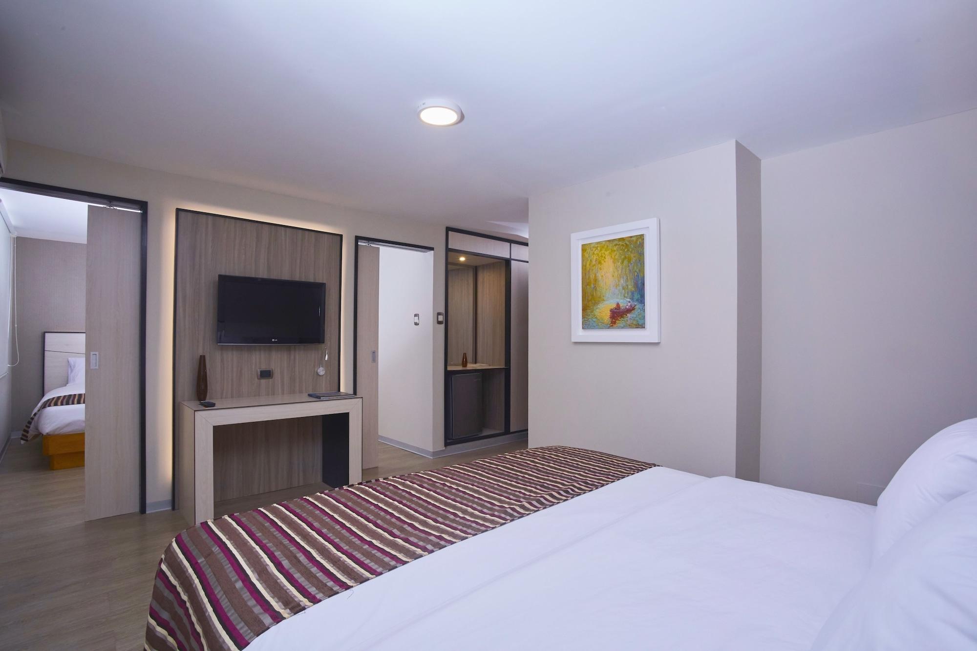 Victoria Regia Hotel Iquitos Exterior photo